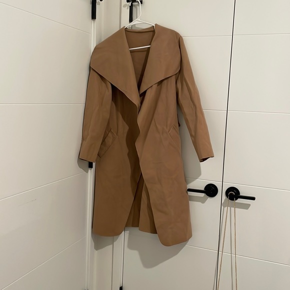 Brown Coat - Picture 1 of 1